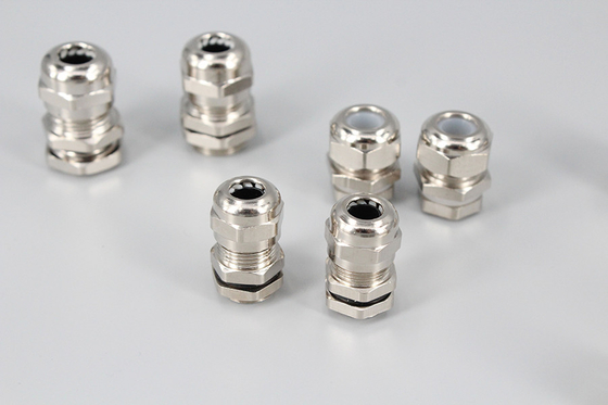 China Metric thread metal brass or stainless steel material cable gland supplier